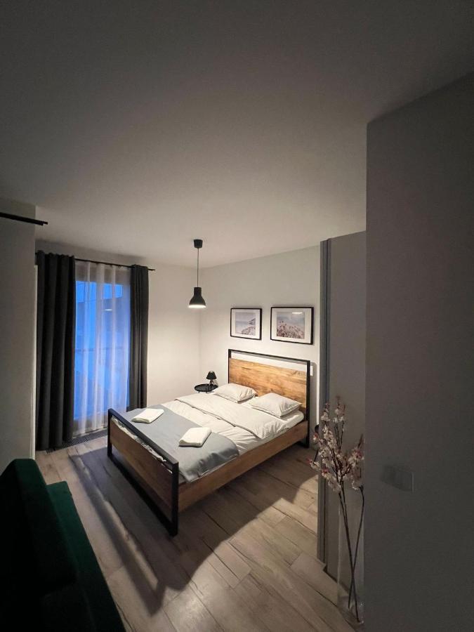 Apartament Warszawa Kolejowa Hub Expo Exteriör bild