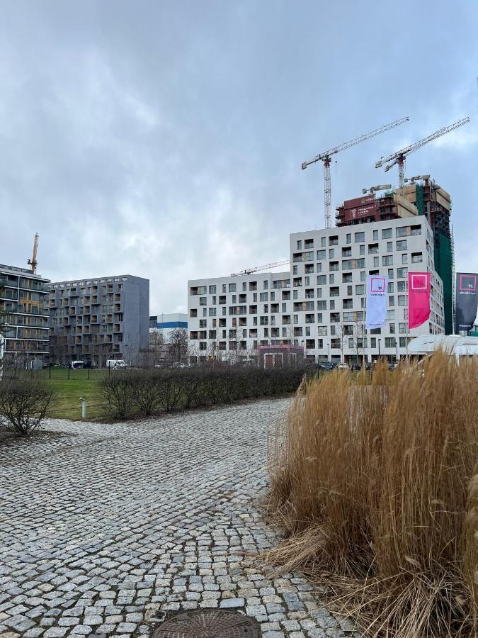 Apartament Warszawa Kolejowa Hub Expo Exteriör bild